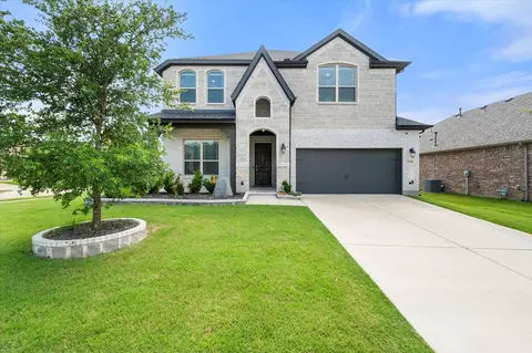 2705 Avondale Dr, Mansfield, TX 76063