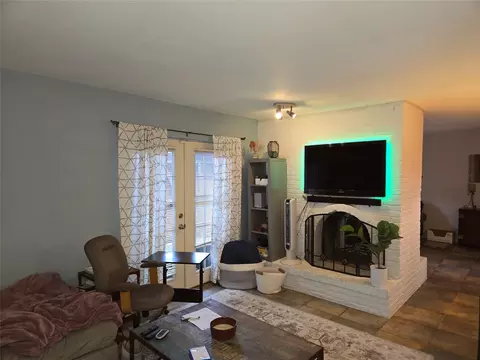 5924 Birchbrook Dr #121, Dallas, TX 75206