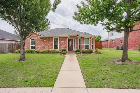 7310 Fairfield Dr, Rowlett, TX 75089