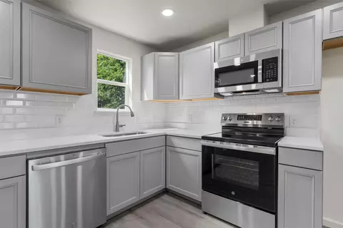 Kitchen - 2508 Windsor Ave, Waco, TX 76708 photo 4 of 4