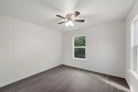 Bedroom - 2508 Windsor Ave, Waco, TX 76708 photo 3 of 4