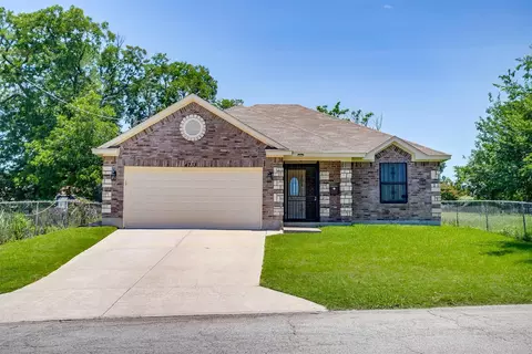 4233 Lubbock Ave, Fort Worth, TX 76115
