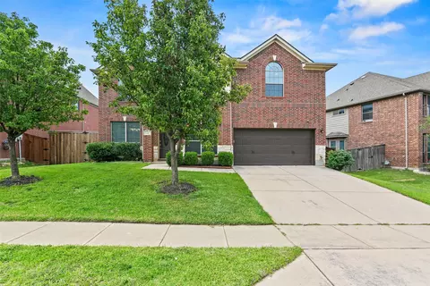 438 Bristol St, Roanoke, TX 76262