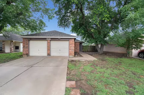 2526 Butterfield Dr, Fort Worth, TX 76133