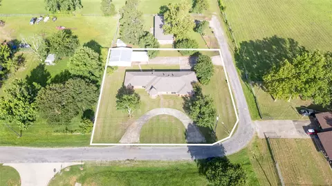 210 Stewart St, Collinsville, TX 76233