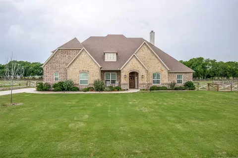 9410 Tay Ln, Justin, TX 76247