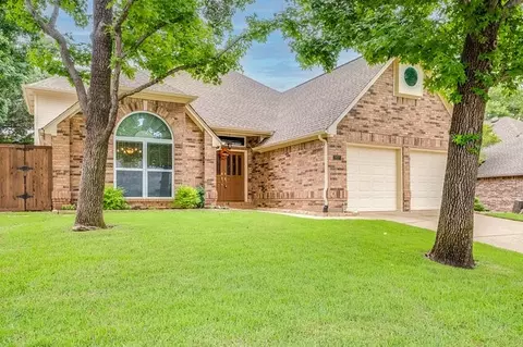 807 Rolling View Ct, Highland Village, TX 75077