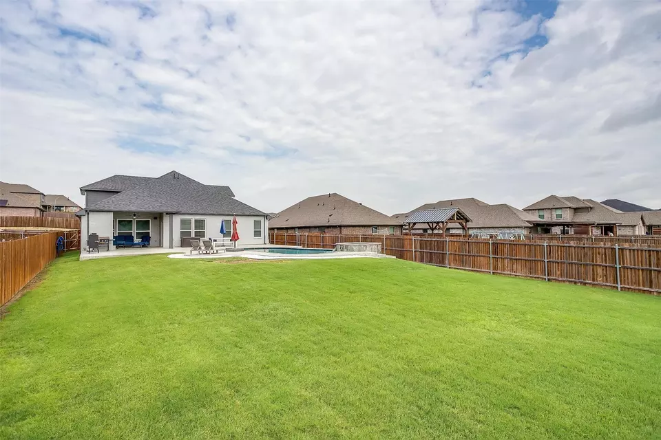 Exterior - 1245 Rushmore, Burleson, TX 76028 photo 9 of 9