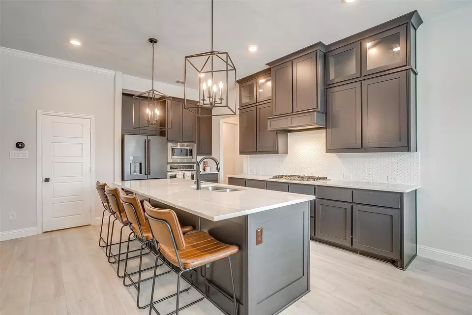 Kitchen - 1245 Rushmore, Burleson, TX 76028 photo 3 of 5