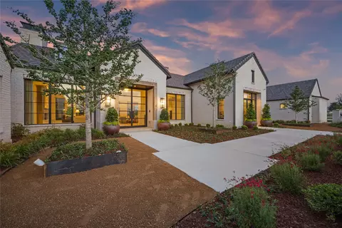 4557 Saint Estephe Pl, Fort Worth, TX 76126