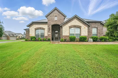 1701 Thresh Ct, Mansfield, TX 76063