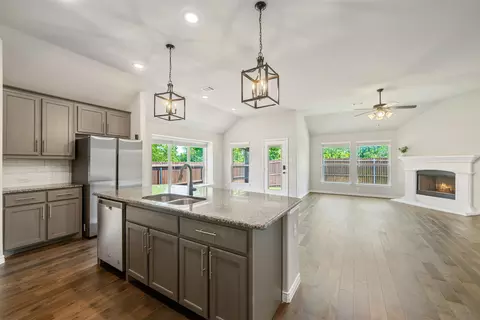 2627 Askern Ct, Grand Prairie, TX 75052
