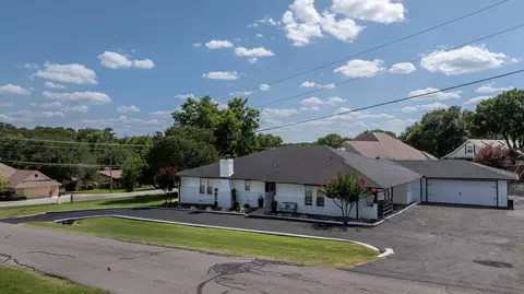 4112 Cimmaron Trl, Granbury, TX 76049
