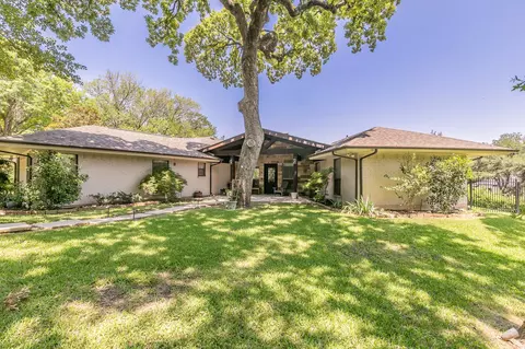1620 Devon Dr, Colleyville, TX 76034