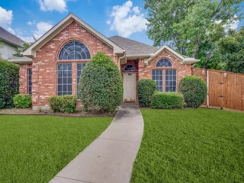 18851 Park Grove Ln, Dallas, TX 75287