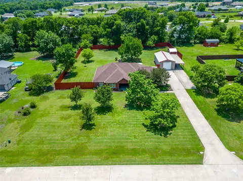 805 Cross Timbers Dr, Mckinney, TX 75069