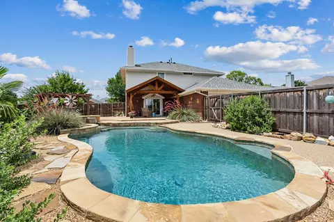 2504 Carrie Ln, Sachse, TX 75048