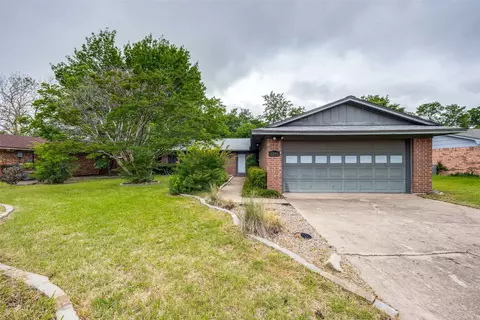 3206 Northpoint Rd, Sherman, TX 75090