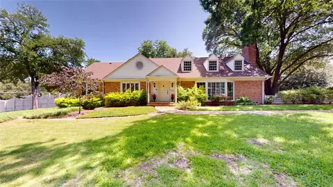 7218 S Janmar Dr, Dallas, TX 75230
