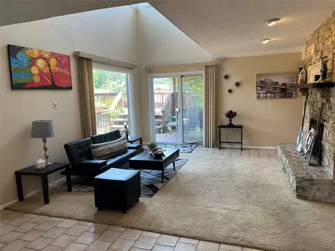Living - 696 Harbor Dr N, Azle, TX 76020 photo 1 of 3