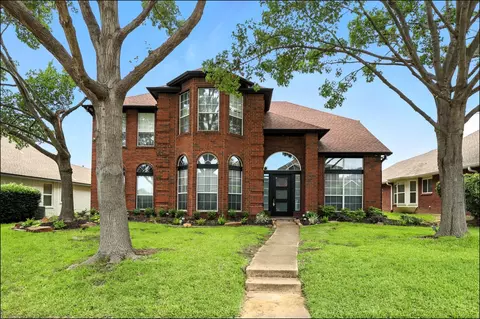 2913 Panorama Dr, Carrollton, TX 75007