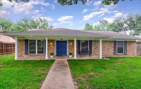 1621 Villanova Dr, Richardson, TX 75081