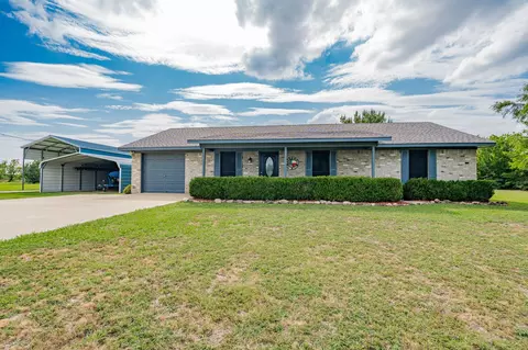 1100 Cartwright Ln, Kaufman, TX 75142