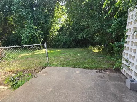910 S Mills Dr, Euless, TX 76040 photo 7