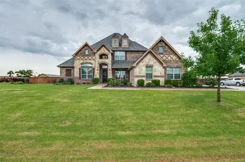 1060 Yukon Blvd, Waxahachie, TX 75167