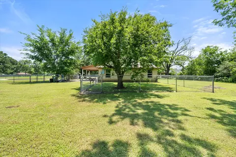 604 Donna Cir, Kerens, TX 75144
