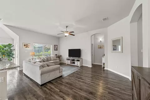 3009 Gilchrist Dr, Lorena, TX 76655 photo 5
