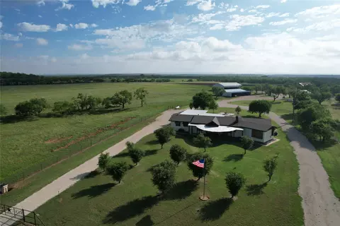 7409 Hwy 84, Lawn, TX 79530