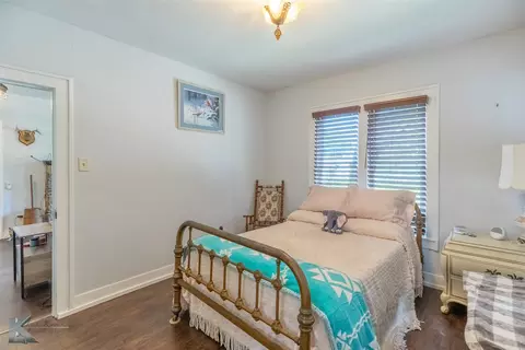 Bedroom - 202 E Ross St, Rising Star, TX 76471 photo 6 of 6