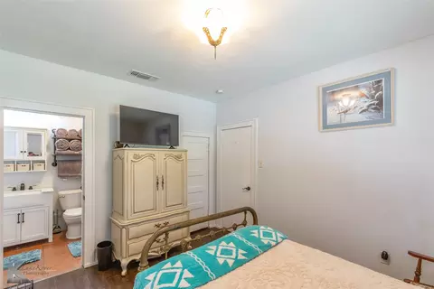 Bedroom - 202 E Ross St, Rising Star, TX 76471 photo 5 of 6