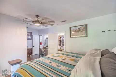 Bedroom - 202 E Ross St, Rising Star, TX 76471 photo 4 of 6
