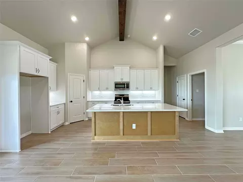402 Juniper Dr, Troy, TX 76579 photo 4