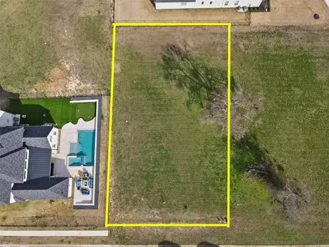 1918 Running Deer Ln, Gunter, TX 75058
