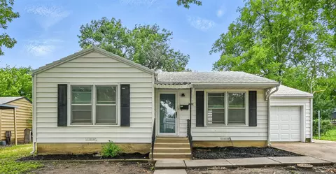 4812 Marks Pl, Fort Worth, TX 76116