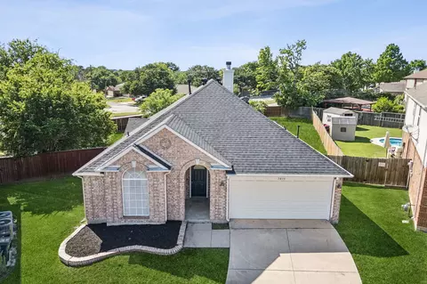 7833 Orland Park Cir, Fort Worth, TX 76137