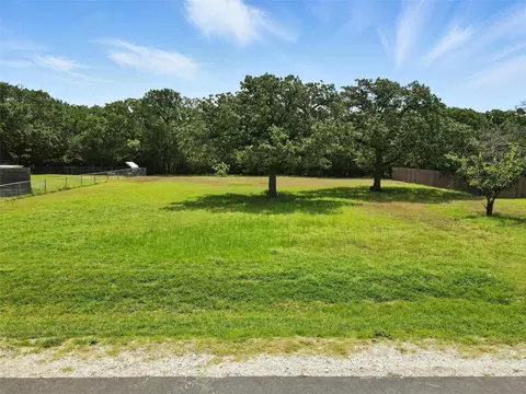 308 Lone Tree Ln, Hickory Creek, TX 75065
