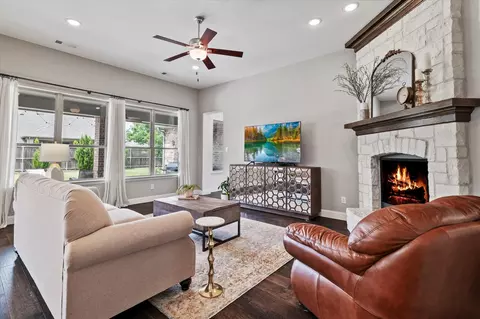 350 Lake Trail Ln, Prosper, TX 75078 photo 11