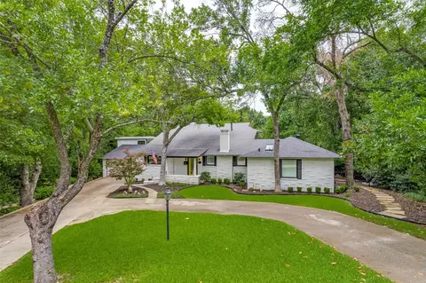 204 Varsity Cir, Arlington, TX 76013