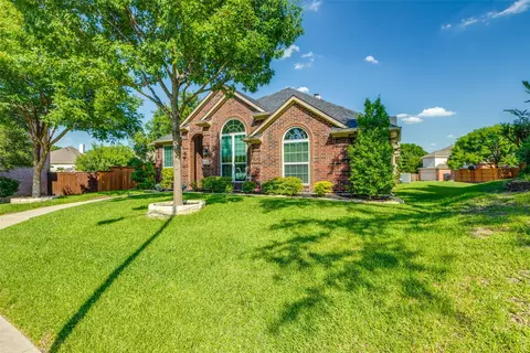 8600 Digby Dr, Plano, TX 75025
