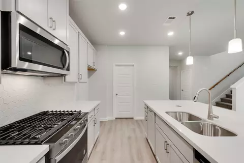 660 Marcus Ln, Crowley, TX 76036 photo 7