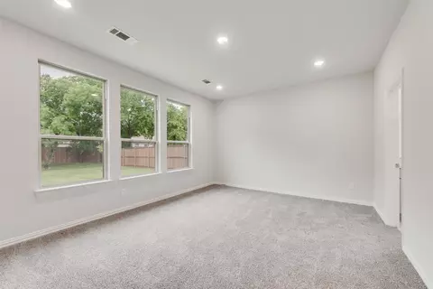 660 Marcus Ln, Crowley, TX 76036 photo 16