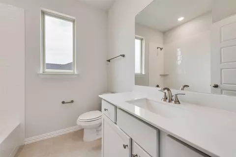 700 Marcus Ln, Crowley, TX 76036 photo 19