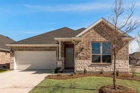 2702 Shiners St, Forney, TX 75126