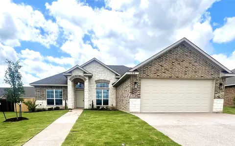 358 Frederick Dr, Robinson, TX 76706