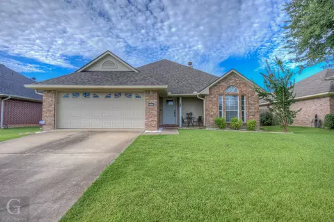 3305 Williamsburg Dr, Bossier City, LA 71112