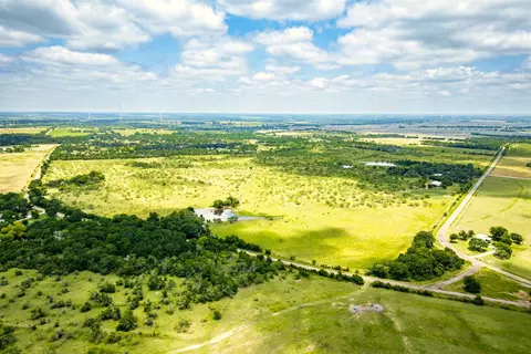 444 Lcr 106 Rd, Mount Calm, TX 76673